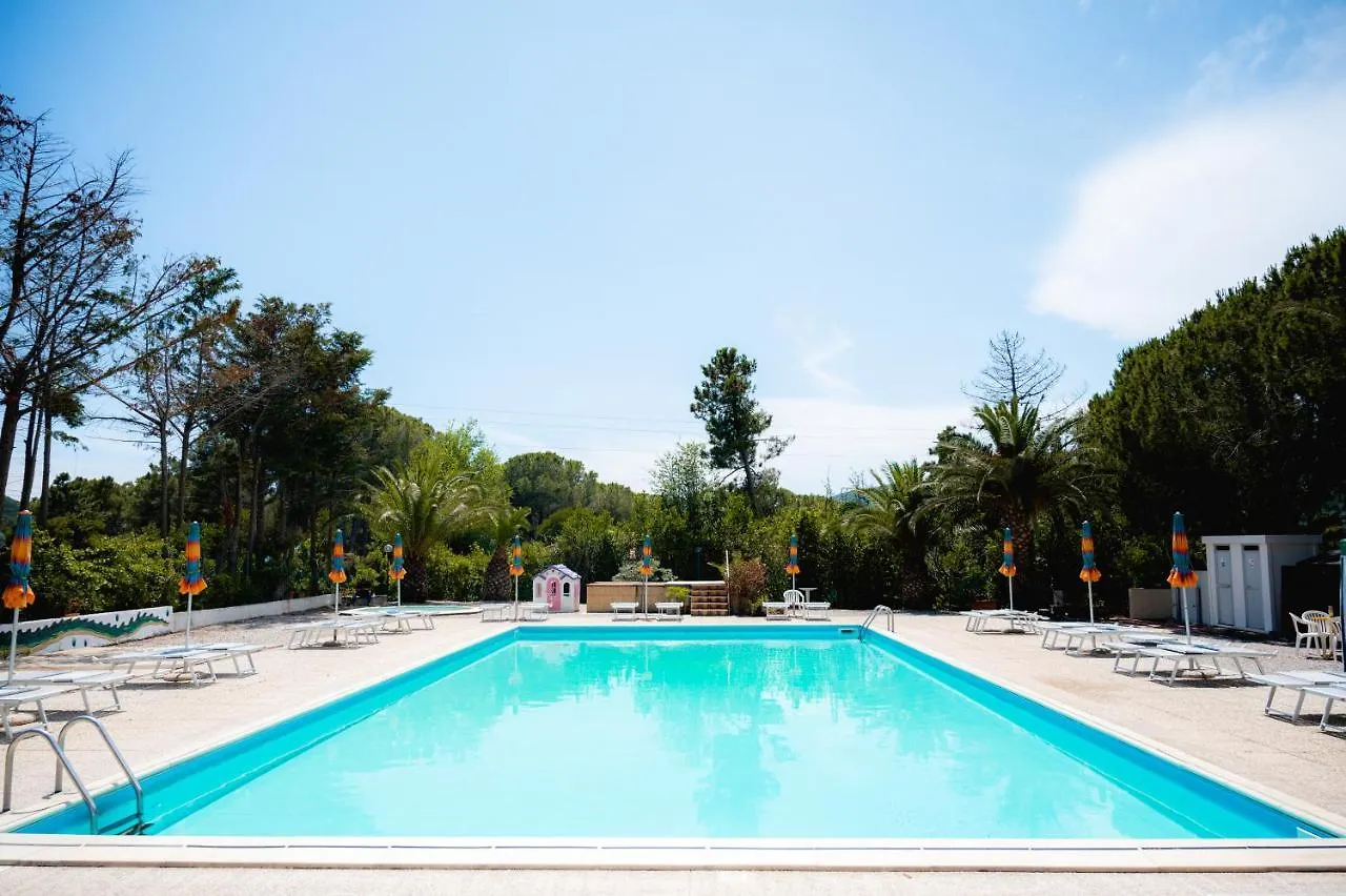 Glamping At Elba Hotel Lacona 0*,  Italy