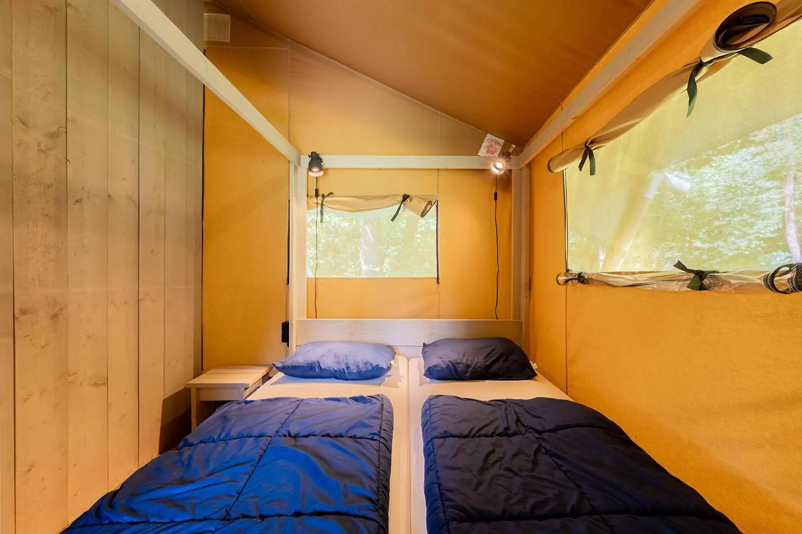 Luxury tent Glamping At Elba Hotel Lacona